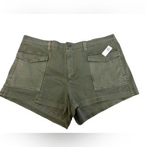 NWT Old Navy Womens Olive Green Khaki Shorts